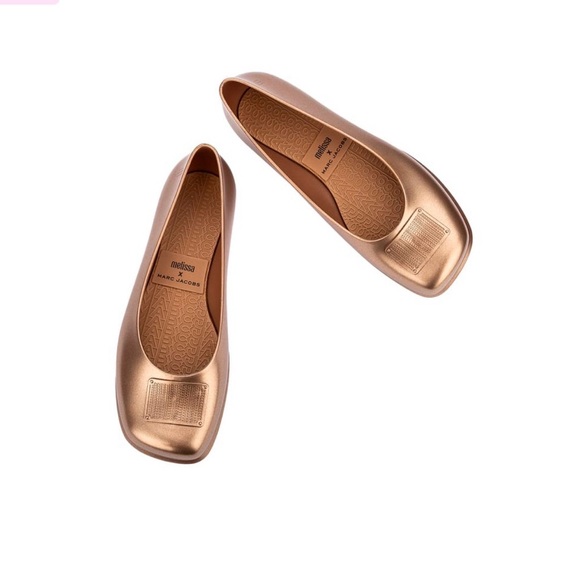 Melissa Ruby + Marc Jacobs ballerina flats in gold Size 6 NWOB - Picture 6 of 10